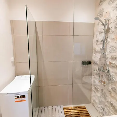 Ydor Apartment Идра Экстерьер фото